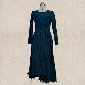 Ovate linen heavyweight raw hem